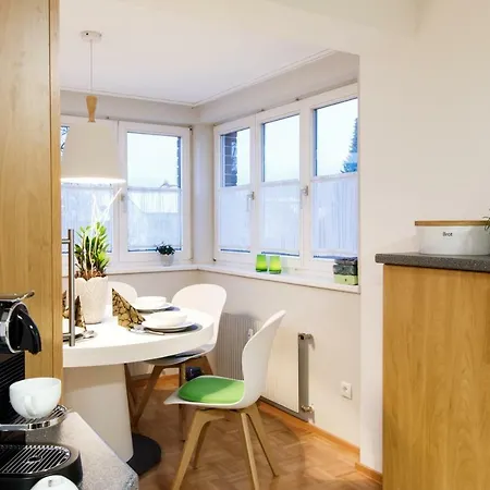 72 Maria-theresien-strasse Daire *